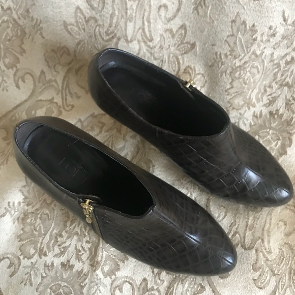 Ankle booties - Picture 2 of 4